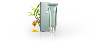 Open image in slideshow, Clayton Shagal Bamboo and Honey Exfoliant
